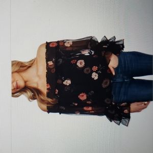 Cece Off-the-Shoulder Romantic Memories Blouse